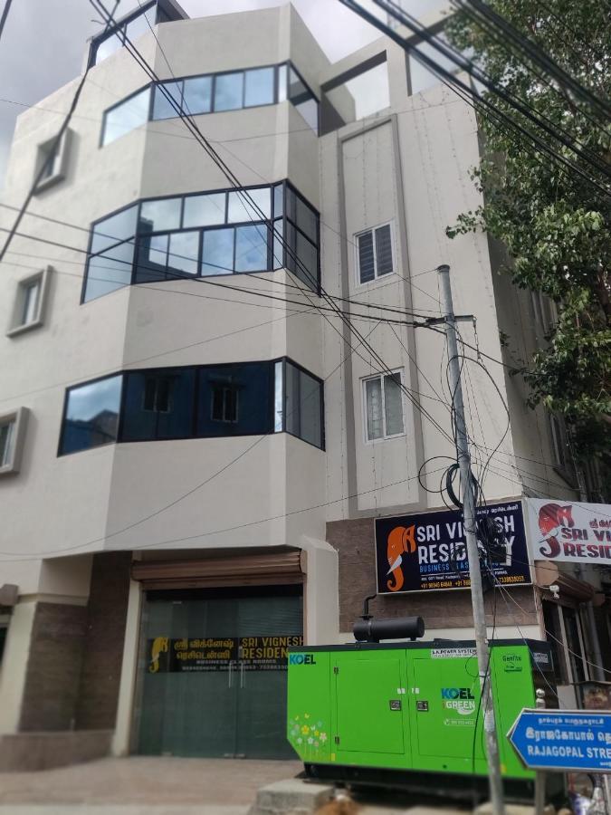 Sri Vignesh Residency Hotel 2*